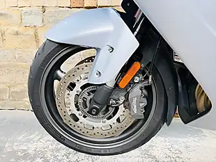 Used 2013 Triumph Trophy 1200 Se Silver - Interior and Exterior details 14
