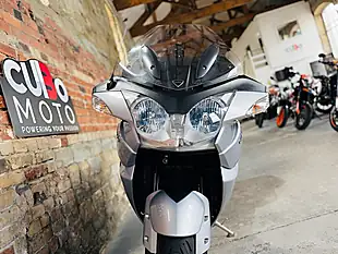Used 2013 Triumph Trophy 1200 Se Silver - Interior and Exterior details 19
