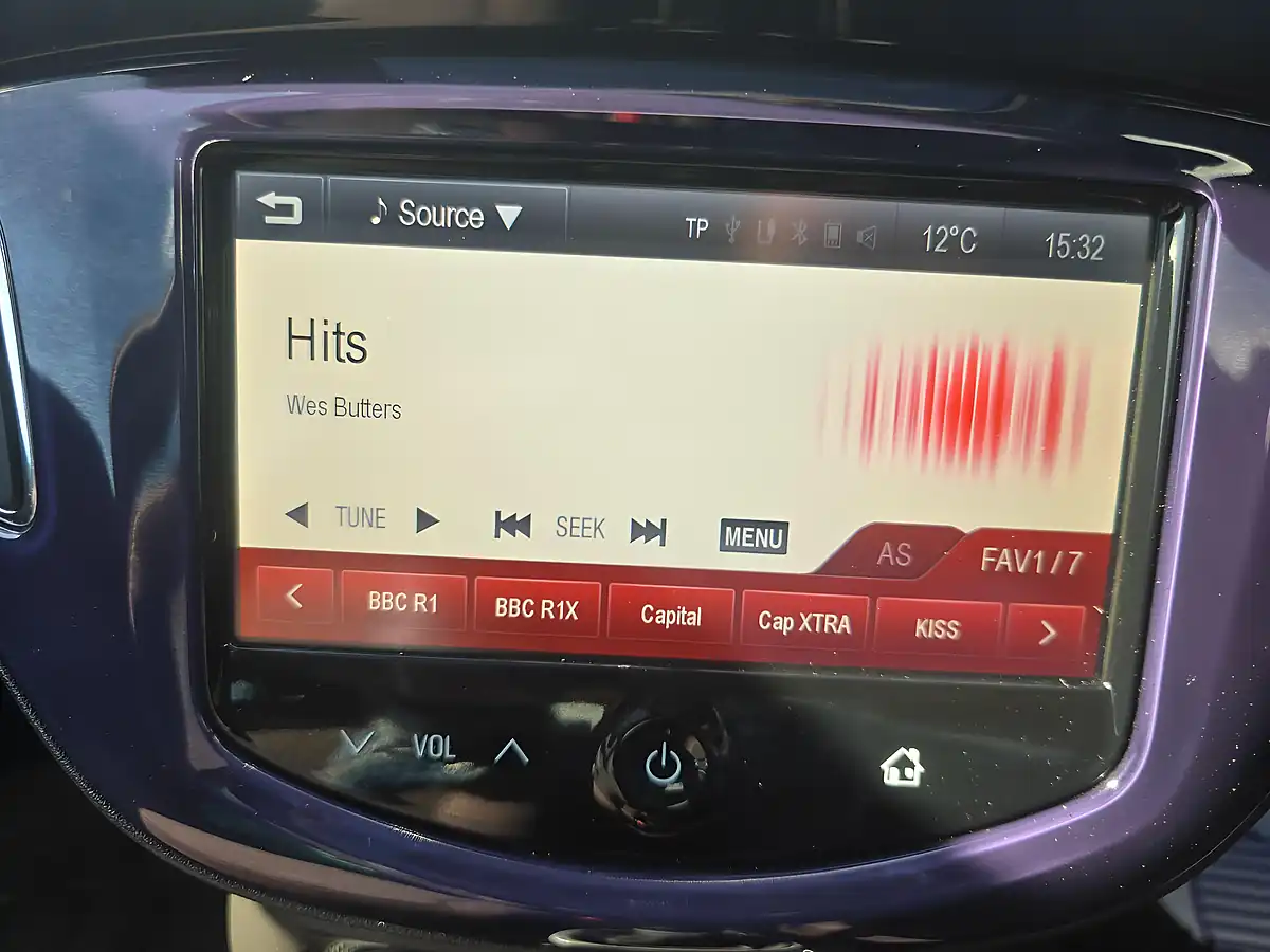 Used 2013 Vauxhall Adam Glam Red - Interior and Exterior details 15
