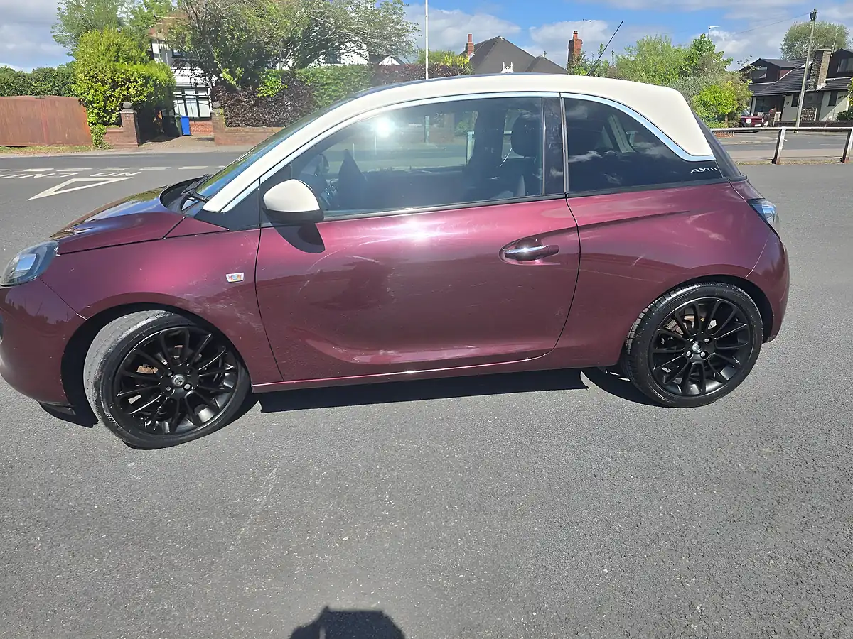 Used 2013 Vauxhall Adam Glam Red - Interior and Exterior details 5