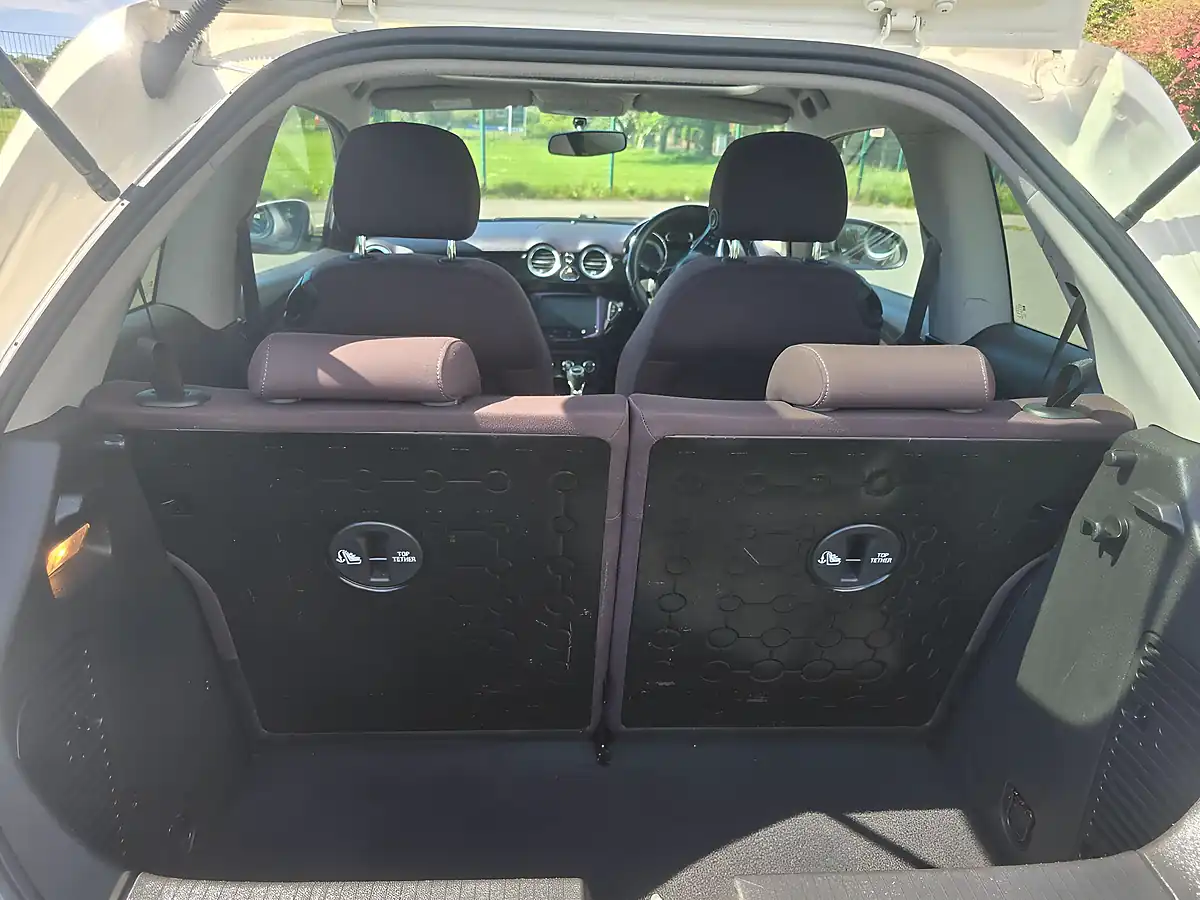 Used 2013 Vauxhall Adam Glam Red - Interior and Exterior details 8