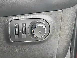 Used 2013 Vauxhall Adam Glam Red - Interior and Exterior details 14
