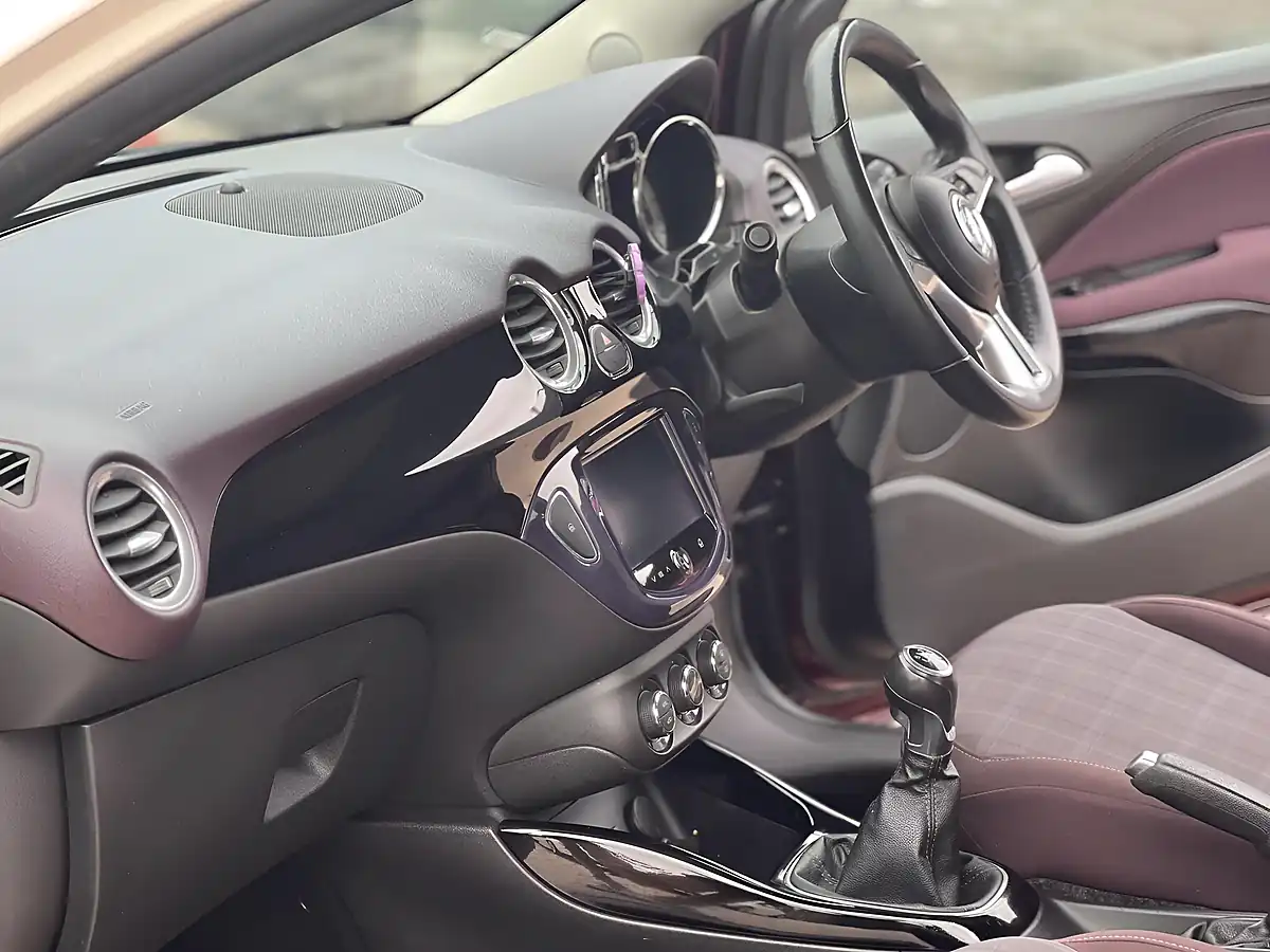 Used 2013 Vauxhall Adam Glam Red - Interior and Exterior details 9