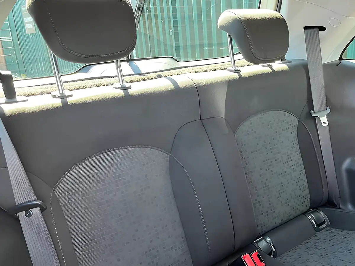 Used 2013 Vauxhall Adam Jam Grey - Interior and Exterior details 17