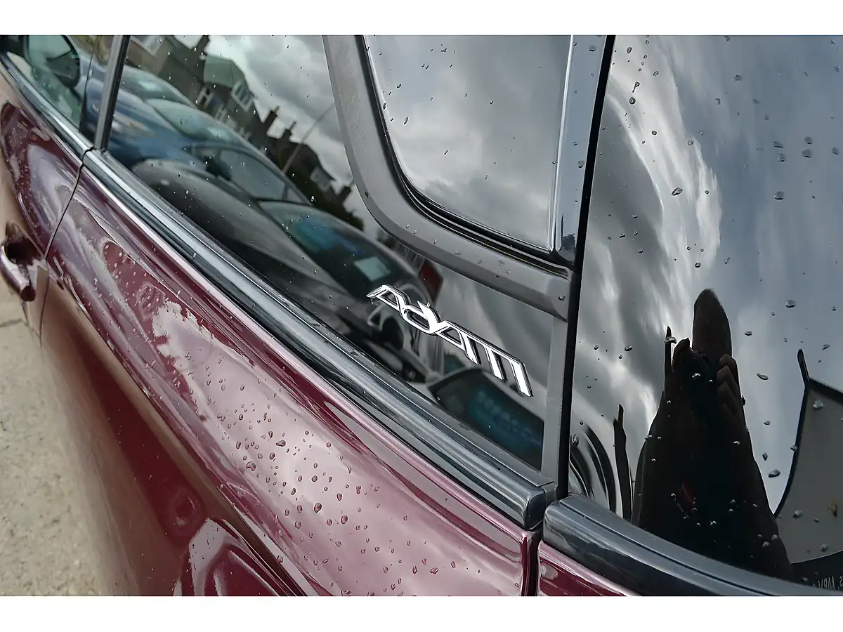 Used 2013 Vauxhall Adam Jam Red - Interior and Exterior details 16
