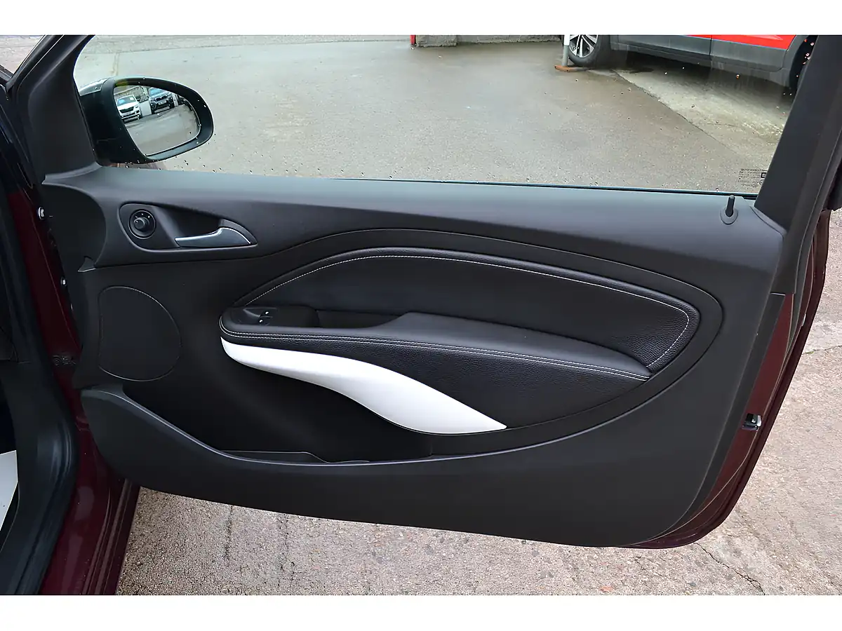 Used 2013 Vauxhall Adam Jam Red - Interior and Exterior details 18