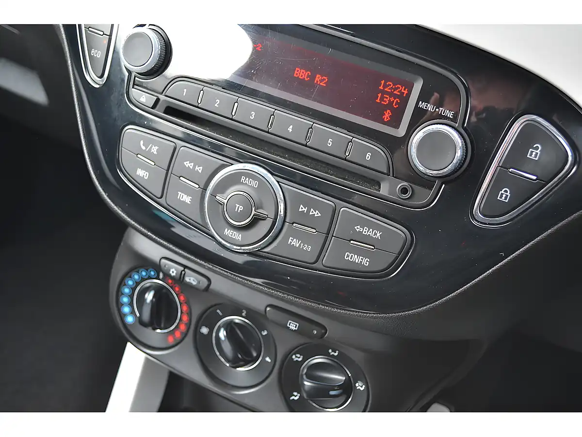 Used 2013 Vauxhall Adam Jam Red - Interior and Exterior details 19