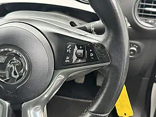 Used 2013 Vauxhall Adam Jam White - Interior and Exterior details 9