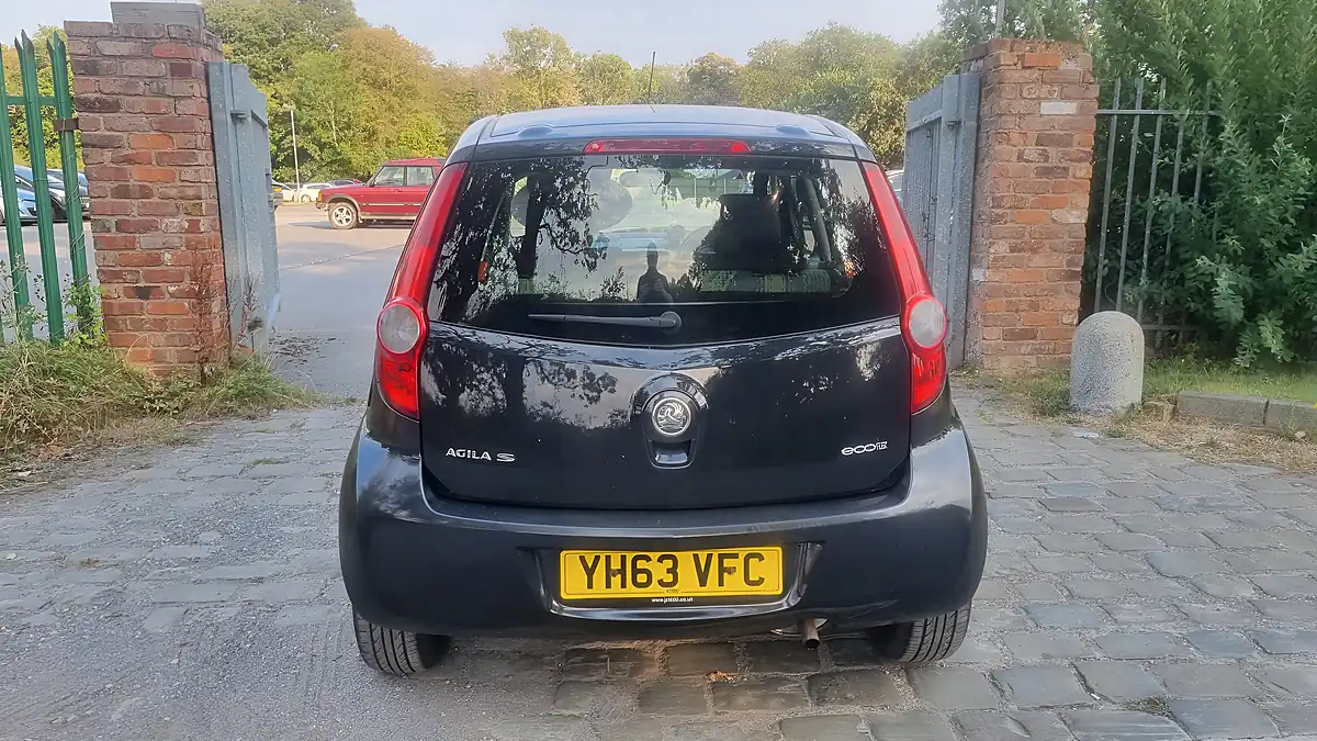 Used 2013 Vauxhall Agila S Black - Interior and Exterior details 5