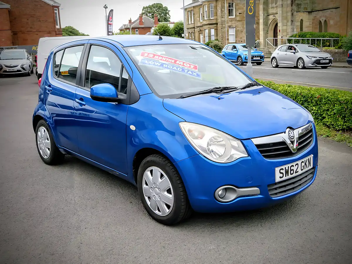 Used 2013 Vauxhall Agila S Metallic Blue - Interior and Exterior details 8