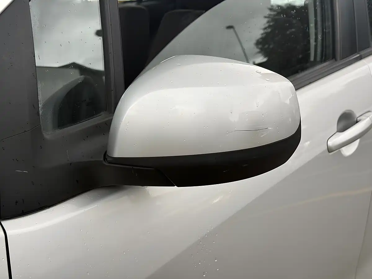 Used 2013 Vauxhall Agila S Silver - Interior and Exterior details 18