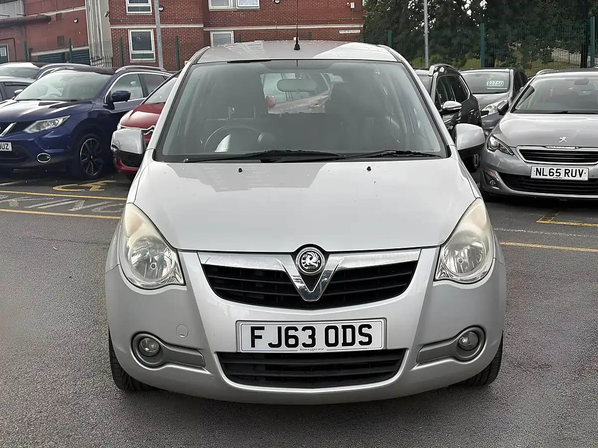 Used 2013 Vauxhall Agila S Silver - Interior and Exterior details 2