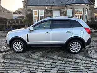 Used 2013 Vauxhall Antara Exclusiv Sovereign Silver - Interior and Exterior details 5