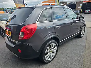 Used 2013 Vauxhall Antara Se Grey - Interior and Exterior details 4