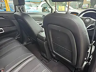 Used 2013 Vauxhall Antara Se Grey - Interior and Exterior details 8