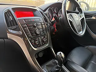 Used 2013 Vauxhall Astra Elite Black Metallic - Interior and Exterior details 16