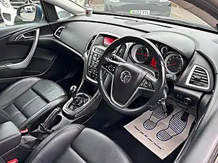 Used 2013 Vauxhall Astra Elite Blue - Interior and Exterior details 14