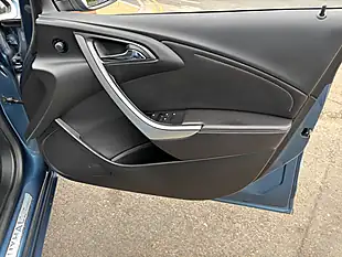 Used 2013 Vauxhall Astra Elite Blue - Interior and Exterior details 15