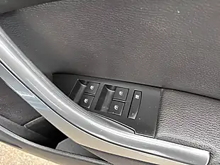 Used 2013 Vauxhall Astra Elite Blue - Interior and Exterior details 16