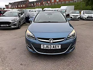 Used 2013 Vauxhall Astra Elite Blue - Interior and Exterior details 2