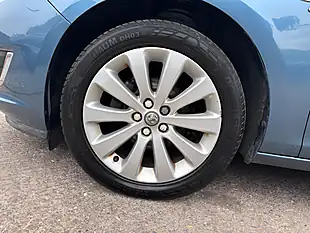 Used 2013 Vauxhall Astra Elite Blue - Interior and Exterior details 8