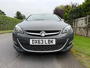 Used 2013 Vauxhall Astra Elite Phantom Grey - Interior and Exterior details 2