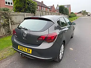 Used 2013 Vauxhall Astra Elite Phantom Grey - Interior and Exterior details 5