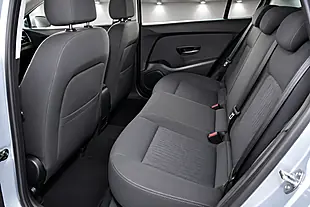 Used 2013 Vauxhall Astra Es Silver - Interior and Exterior details 12