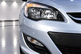 Used 2013 Vauxhall Astra Es Silver - Interior and Exterior details 3