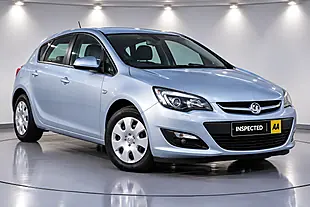 Used 2013 Vauxhall Astra Es Silver - Interior and Exterior details 8