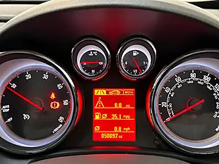 Used 2013 Vauxhall Astra Gtc Sport Flaming Yellow - Interior and Exterior details 15