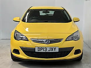 Used 2013 Vauxhall Astra Gtc Sport Flaming Yellow - Interior and Exterior details 2