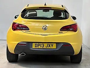 Used 2013 Vauxhall Astra Gtc Sport Flaming Yellow - Interior and Exterior details 6