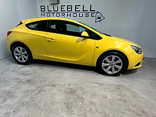 Used 2013 Vauxhall Astra Gtc Sport Flaming Yellow - Interior and Exterior details 8