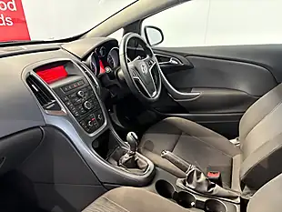 Used 2013 Vauxhall Astra Gtc Sport White - Interior and Exterior details 12