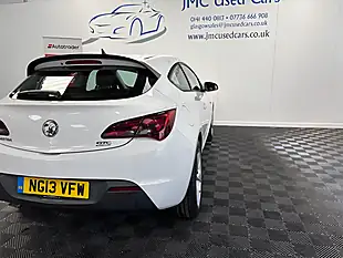 Used 2013 Vauxhall Astra Gtc Sport White - Interior and Exterior details 9