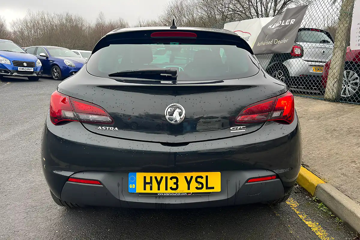 Used 2013 Vauxhall Astra Gtc Sri Black - Interior and Exterior details 10