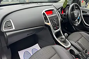 Used 2013 Vauxhall Astra Gtc Sri Black - Interior and Exterior details 14