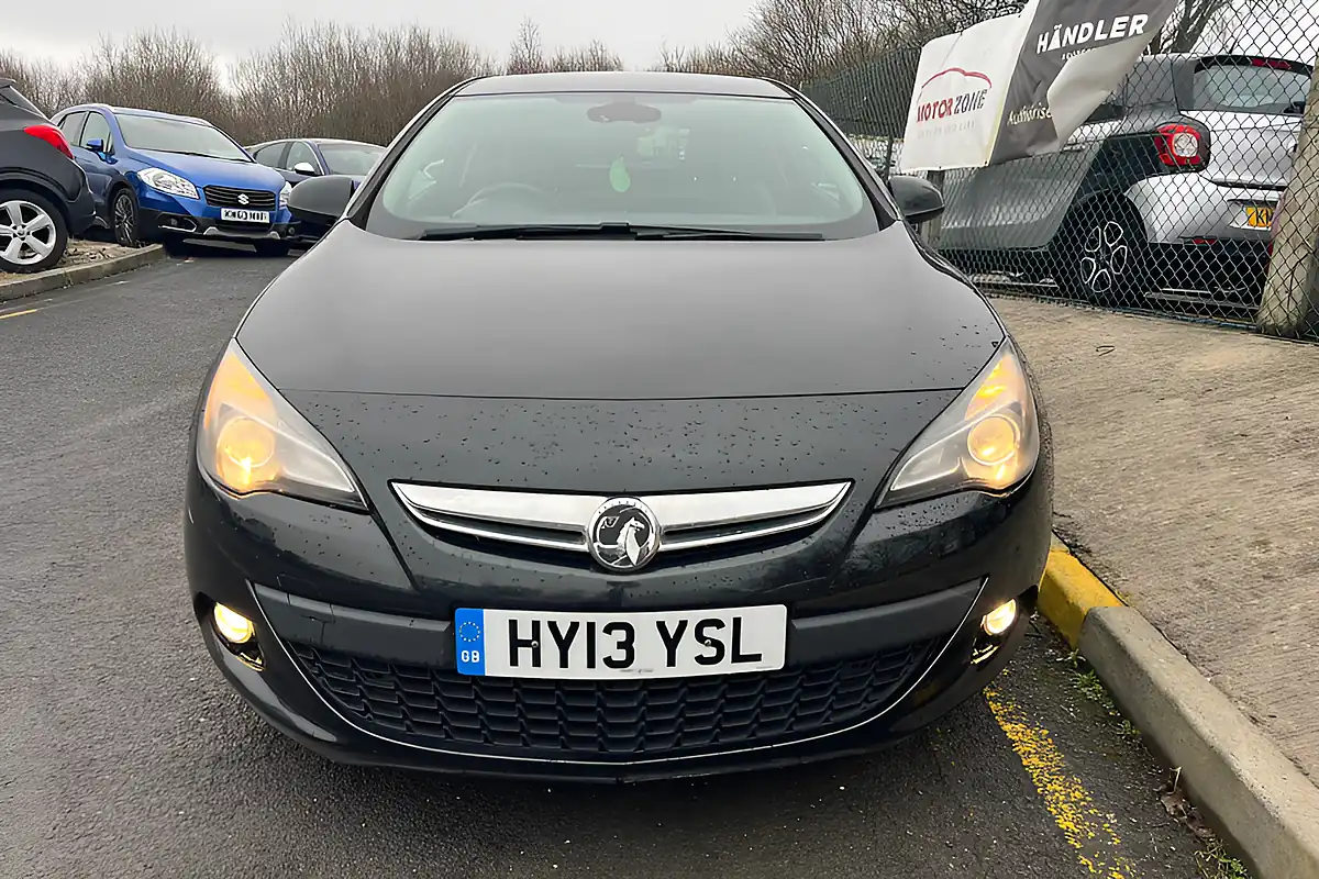 Used 2013 Vauxhall Astra Gtc Sri Black - Interior and Exterior details 2