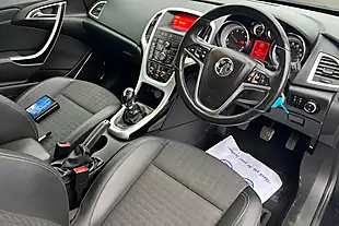 Used 2013 Vauxhall Astra Gtc Sri Black - Interior and Exterior details 6