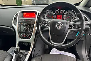 Used 2013 Vauxhall Astra Gtc Sri Black - Interior and Exterior details 7