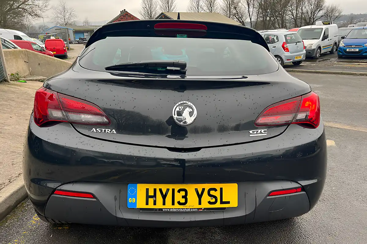 Used 2013 Vauxhall Astra Gtc Sri Black - Interior and Exterior details 8
