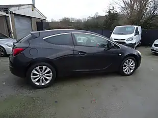 Used 2013 Vauxhall Astra Gtc Sri Black - Interior and Exterior details 12