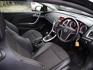 Used 2013 Vauxhall Astra Gtc Sri Black - Interior and Exterior details 5