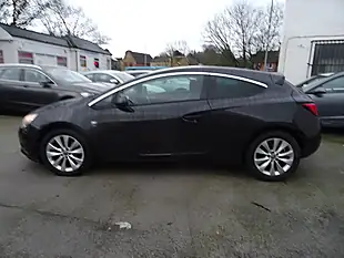 Used 2013 Vauxhall Astra Gtc Sri Black - Interior and Exterior details 9