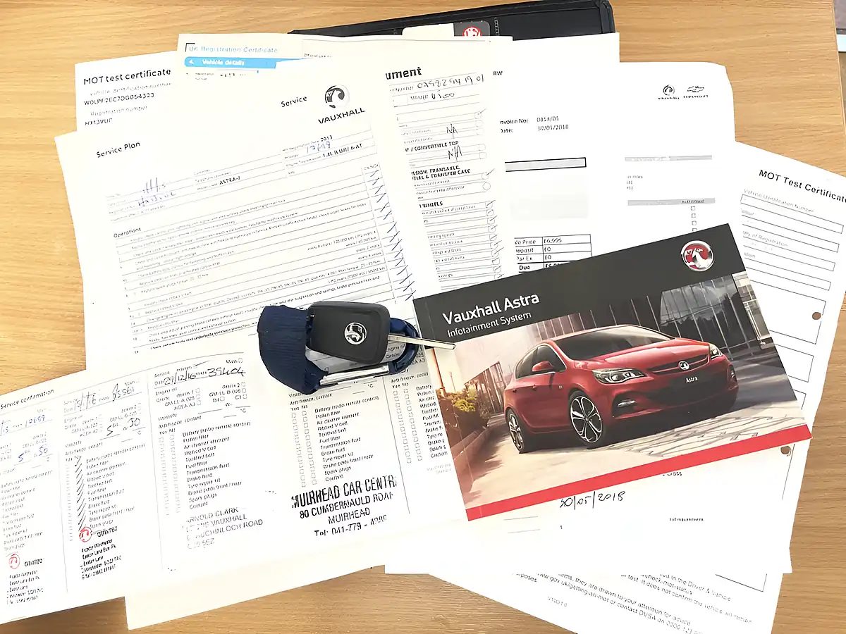 Used 2013 Vauxhall Astra Gtc Sri White - Interior and Exterior details 19