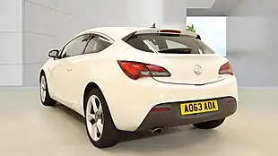 Used 2013 Vauxhall Astra Gtc Sri White - Interior and Exterior details 4