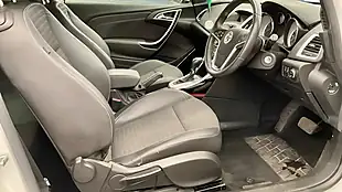 Used 2013 Vauxhall Astra Gtc Sri White - Interior and Exterior details 8