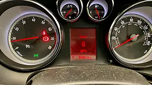 Used 2013 Vauxhall Astra Gtc Sri White - Interior and Exterior details 9