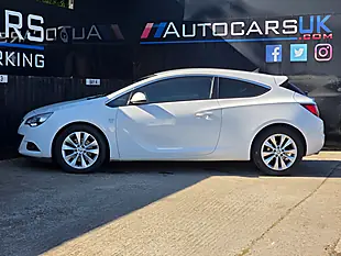 Used 2013 Vauxhall Astra Gtc Sri White - Interior and Exterior details 8